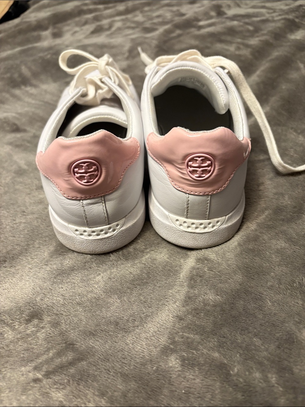 Tory Burch White Leather Sneakers with Pink Heel - Picture 3 of 5